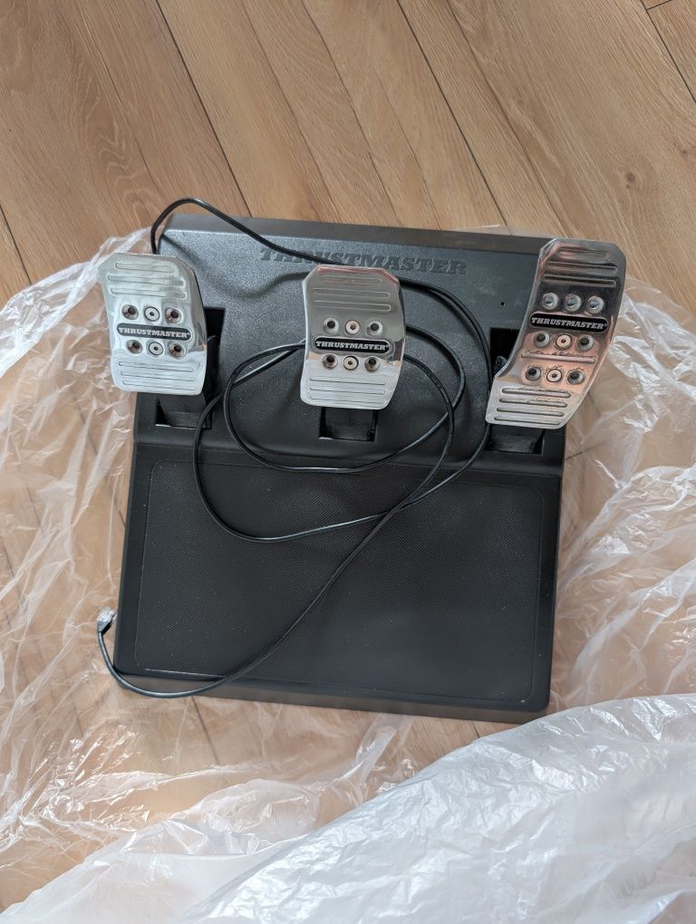 Pedały Thrustmaster T3PA