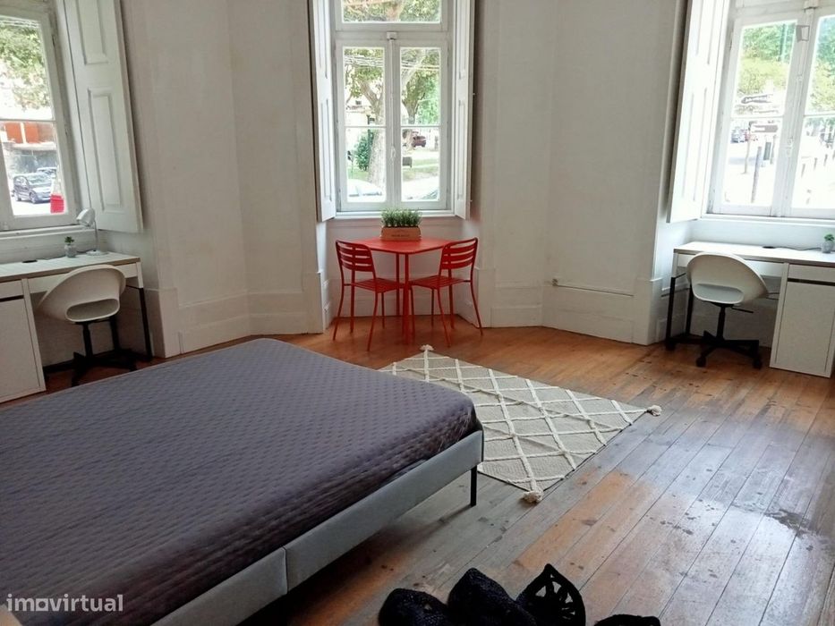 632713 - Quarto com cama de casal em...
