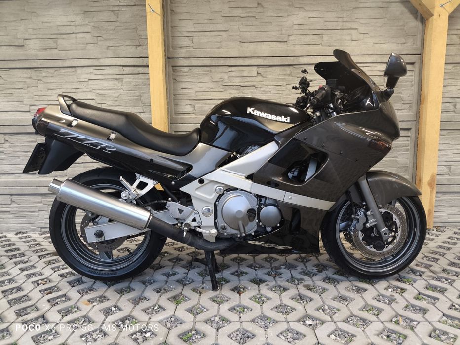 Kawasaki ZZR 600 cm3 2000 rok świetny stan