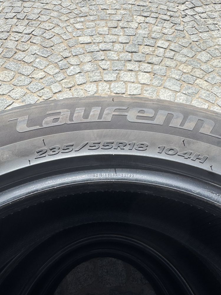 Opony zimowe Laufenn iFit+ 235/55R18