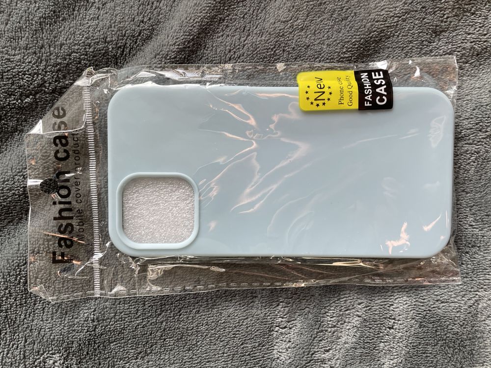 Etui niebeski Iphone 12