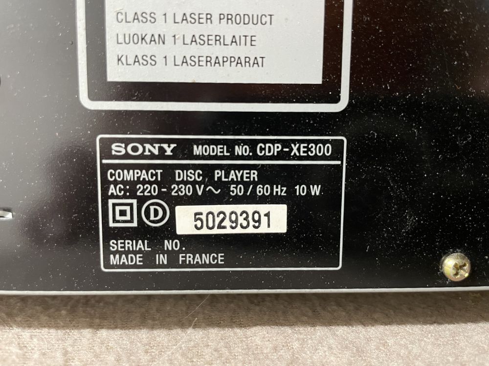 Odtwarzacz CD Sony  CDP- XE300