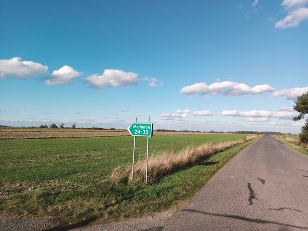 Sprzedam działkę budowlaną 1000 m2 Marianów gm. Nowy Kawęczyn