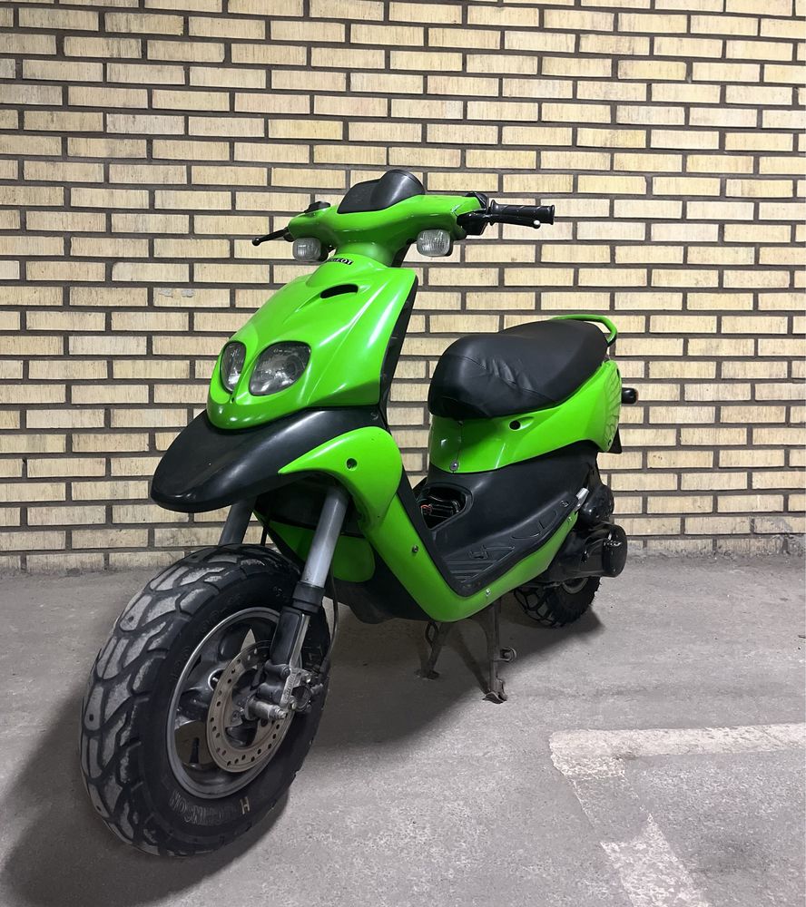 скутер Peugeot TKR trekker мопед