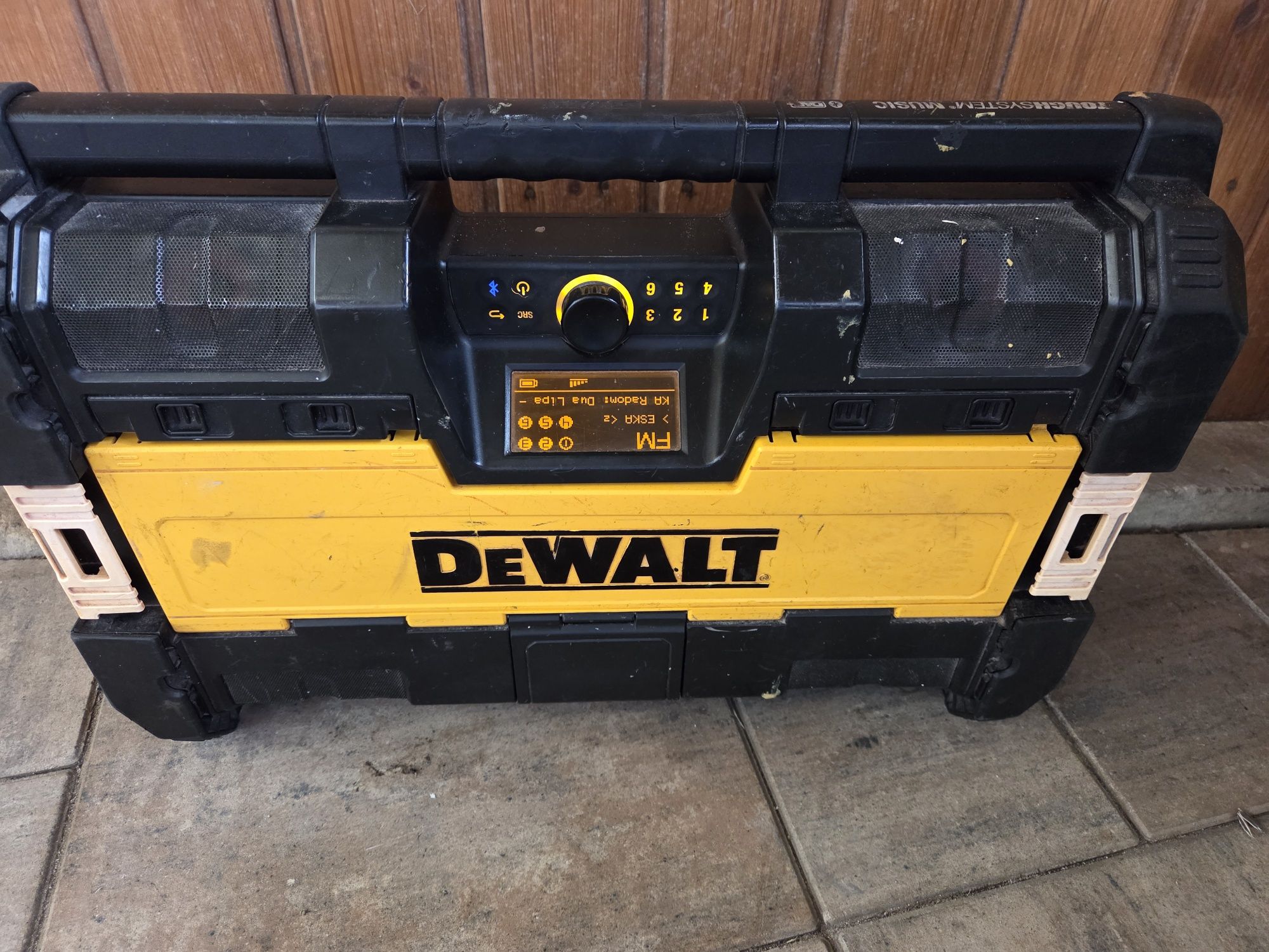 DWST1-75663 Dewalt radio budowlane