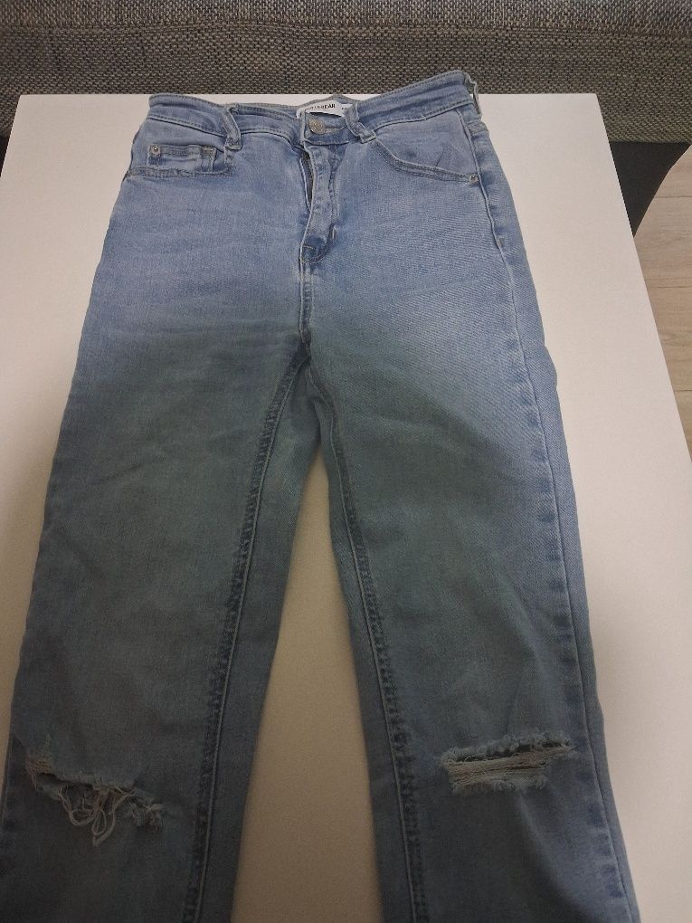 Spodnie damskie Pull Bear