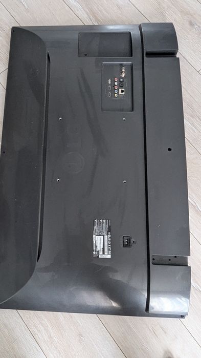 Продам телевизор LG 43 на запчасти