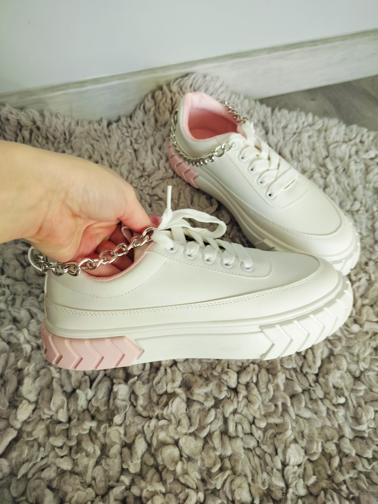 Nowe białe trampki buty 38 butik