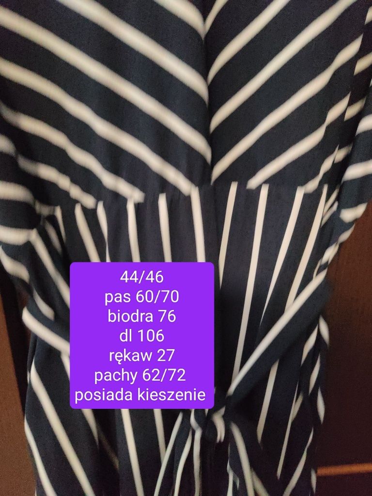 Sukienka w paski