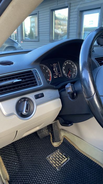 Volkswagen Passat 2012