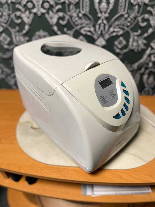 Хлібопічка Benten