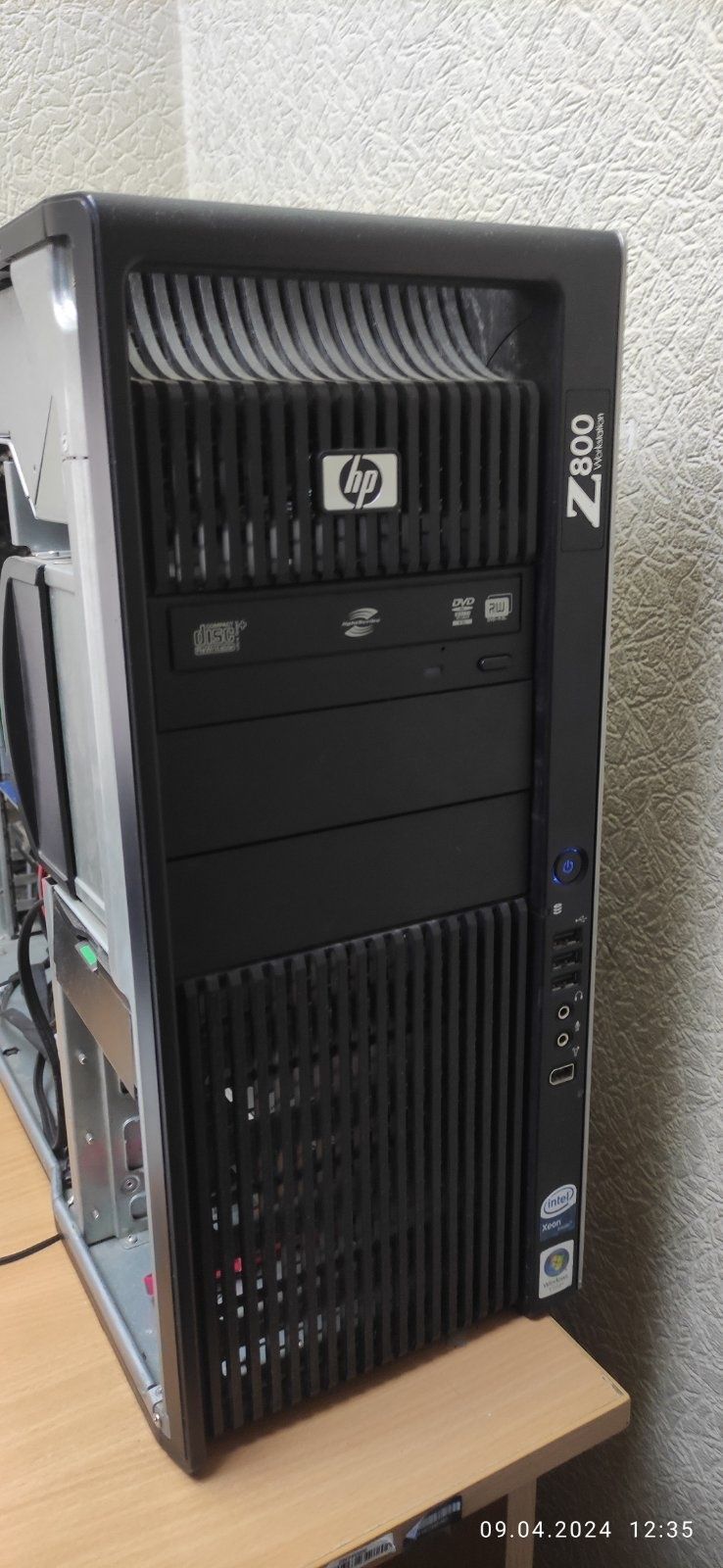 Продам HP Z800 Workstation