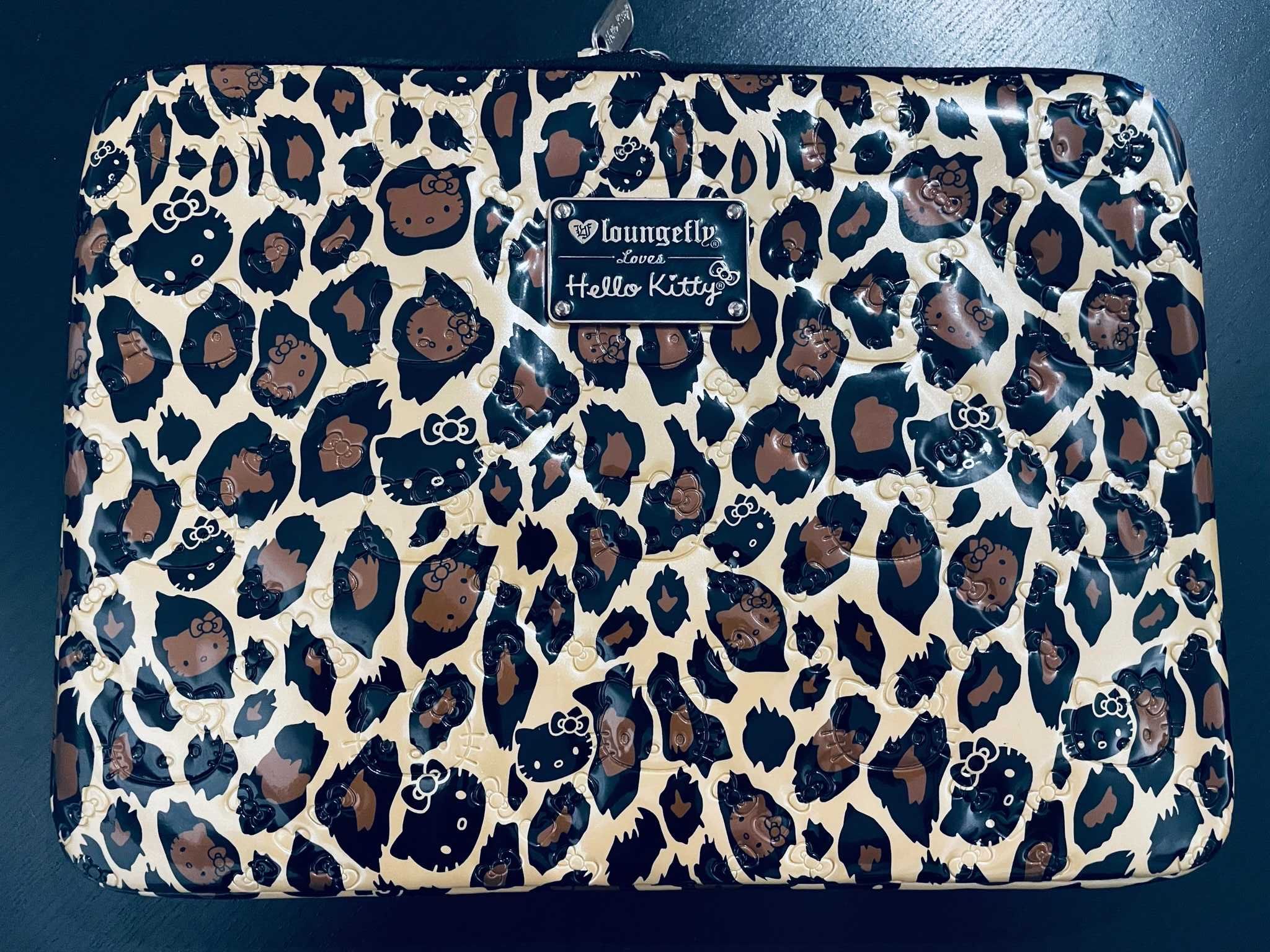 Bolsa de laptop Loungefly Hello Kitty Leopard Print 13 Polegadas