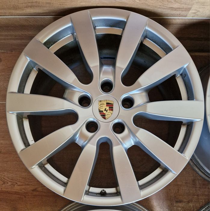 Porsche Cayenne Touareg Q7 Bentayga R20 5x130 ET57 9J DIA71.5