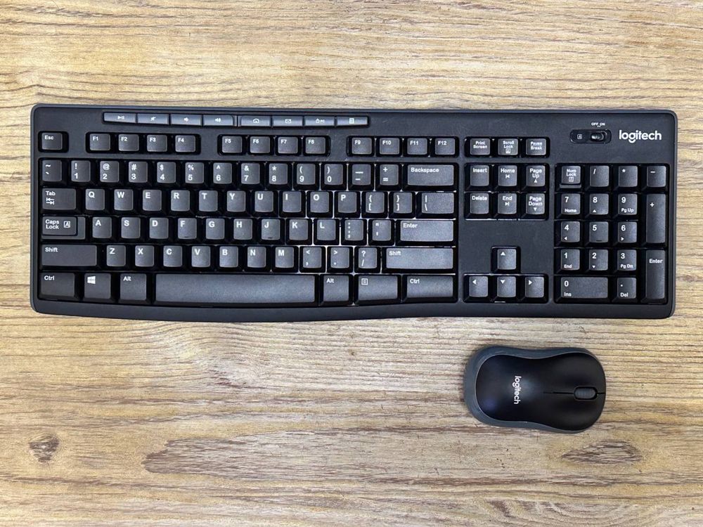 Клавіатура з мишею Logitech Wireless