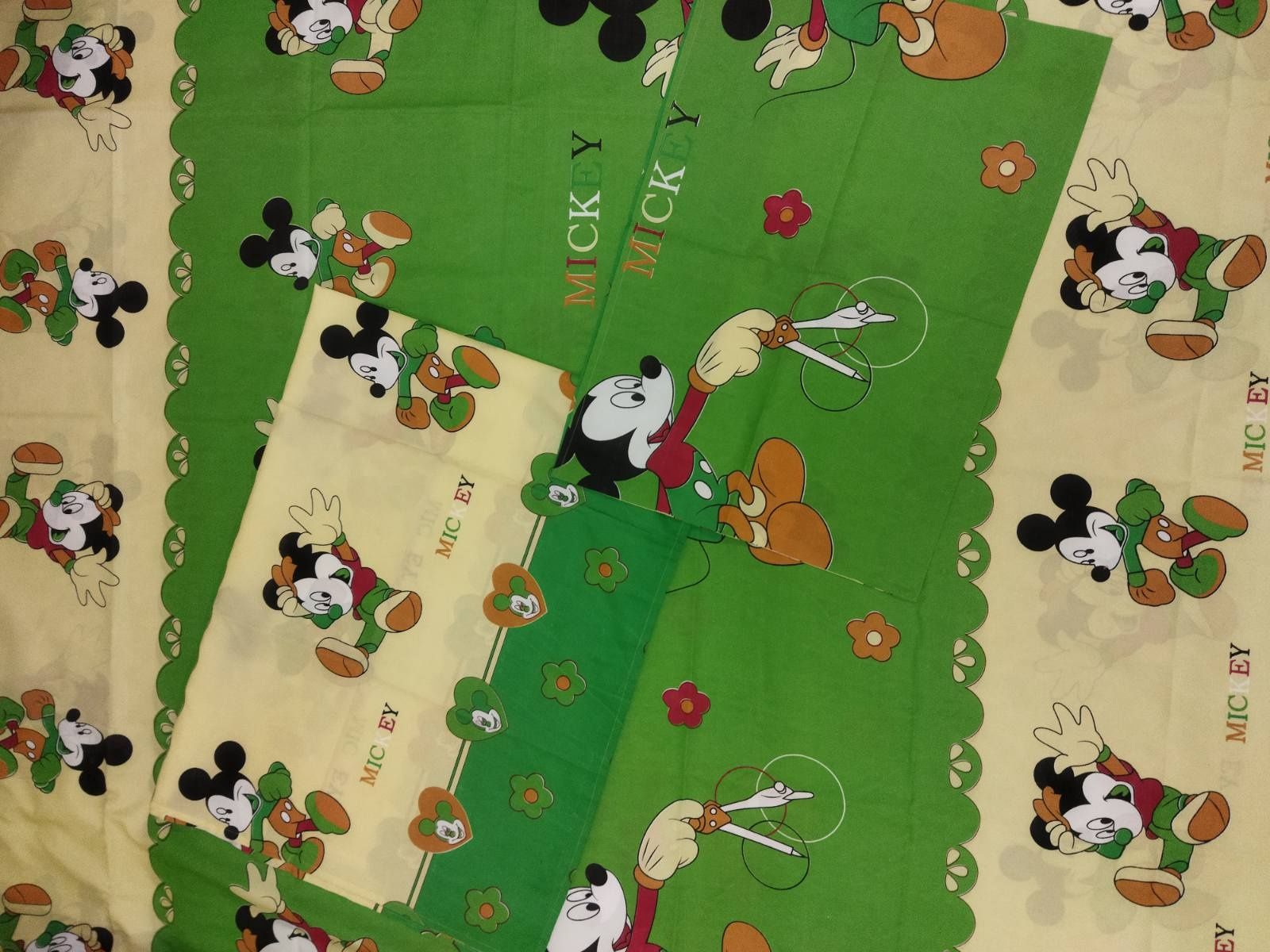 Комплект постільної білизни DISNEY Mickey Mouse
 Mickey Mouse. DISNEY