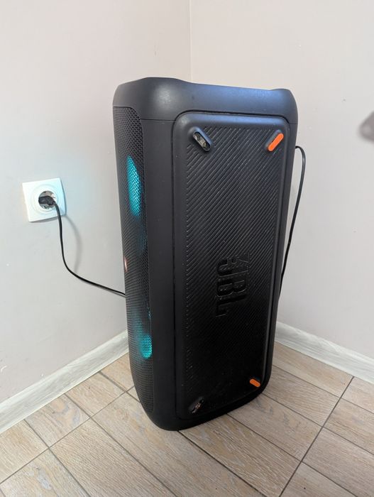 JBL partybox 200 Велика акустична система Bluetooth