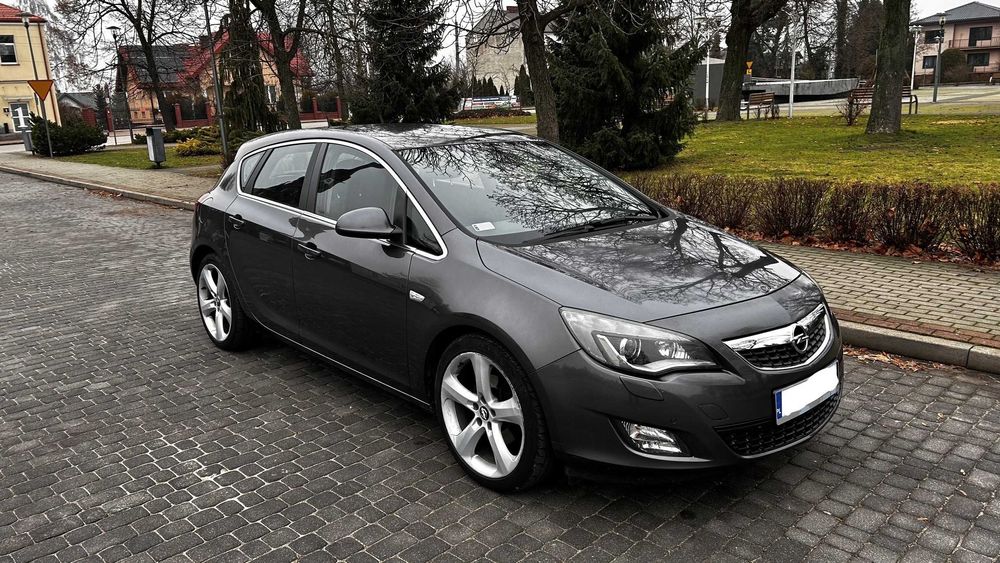 Opel Astra J 1.7 CDTI