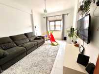 Apartamento Luminoso com Boas Áreas em Zona Residencial Tranquila