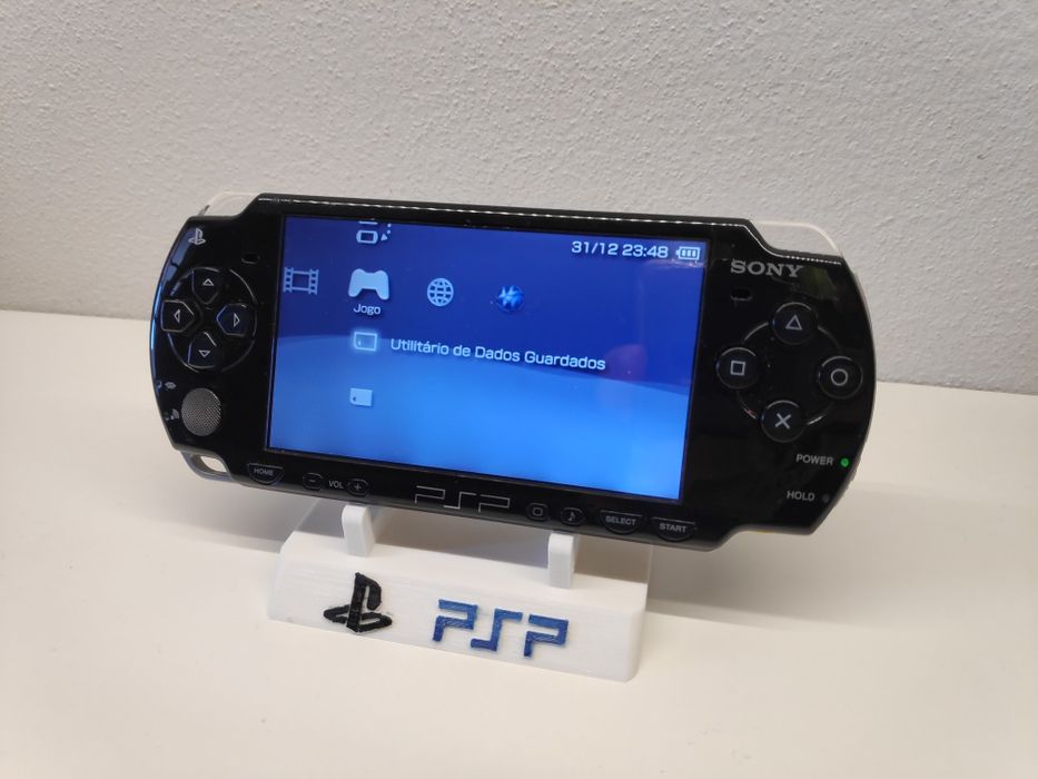 Consola PlayStation Portátil (PSP) com oferta de suporte e 1 jogo