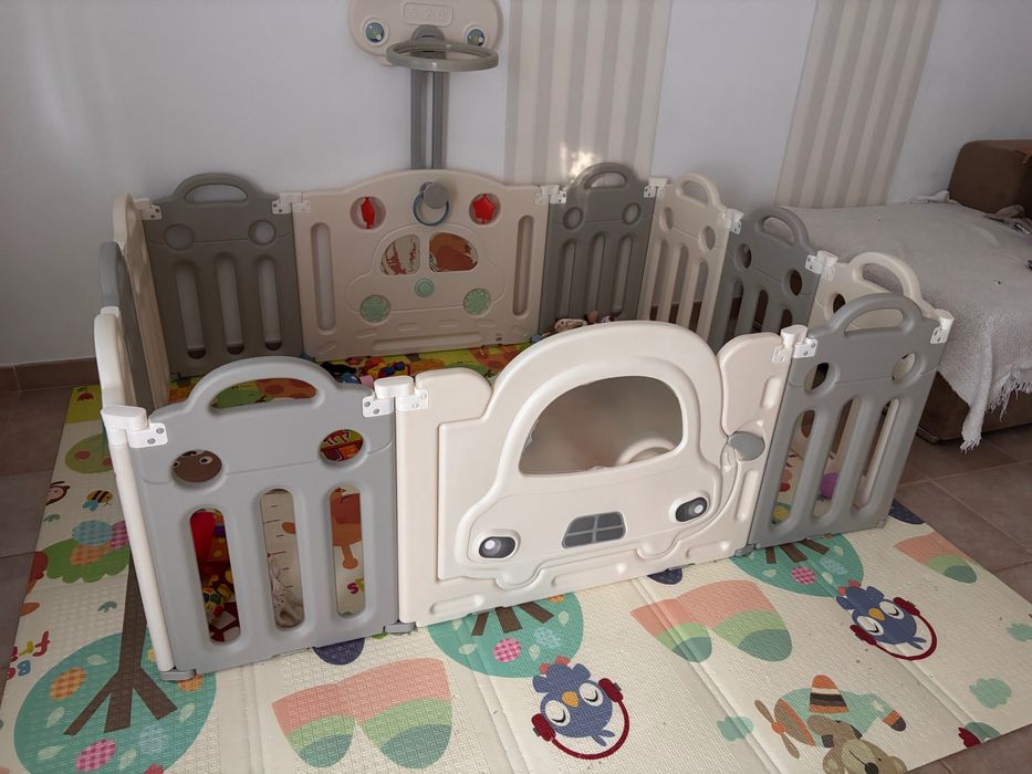 Parque infantil e centro de atividades