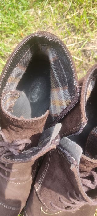 Продам чоловічі ботинки