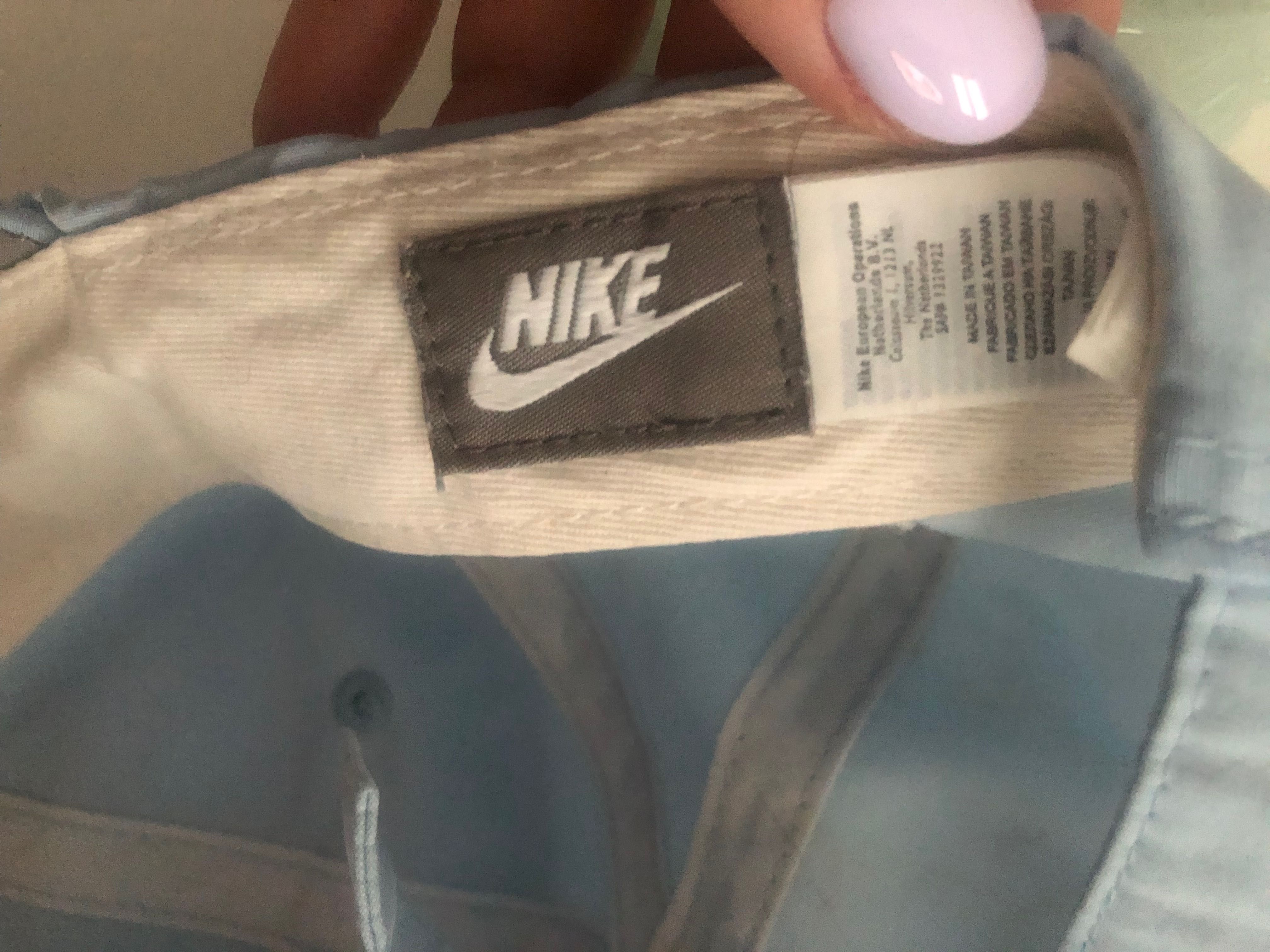 Czapka Nike błękitna