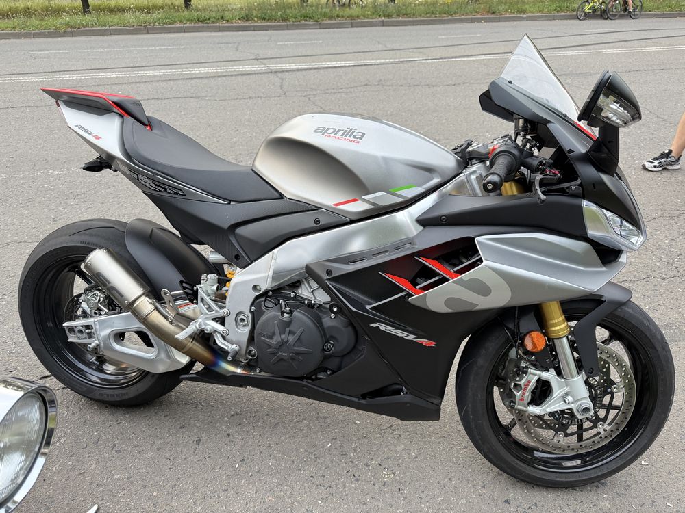aprilia rsv4 1100r 2022