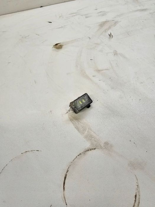 LAMPKA PROJEKTOR LED KLAMKI AUDI A4 A5 8W0947134