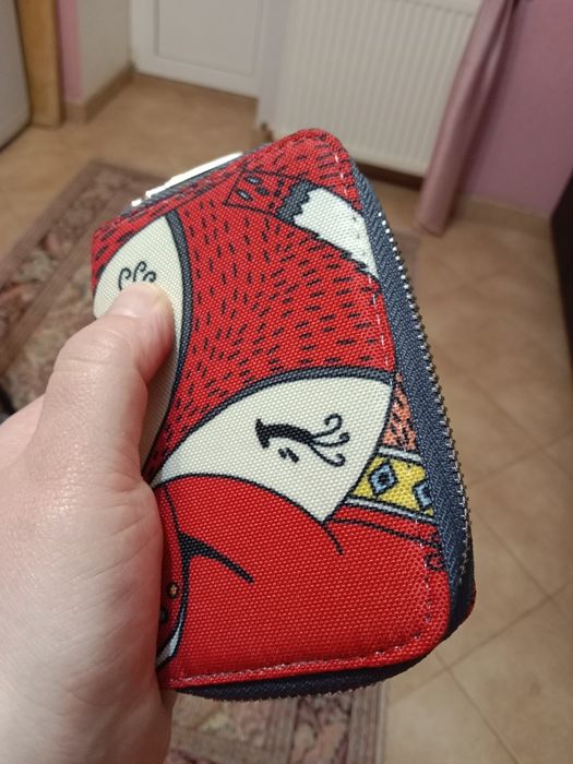 Гаманець маленький , дуже гарний