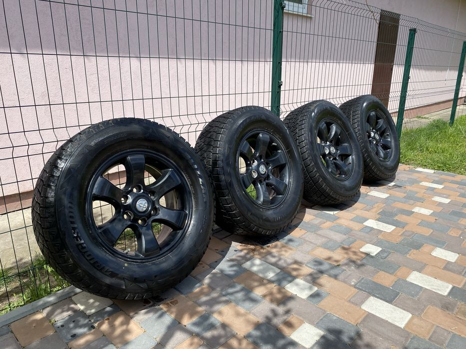 Резина зимова Bridgestone blizak 265/65 r17