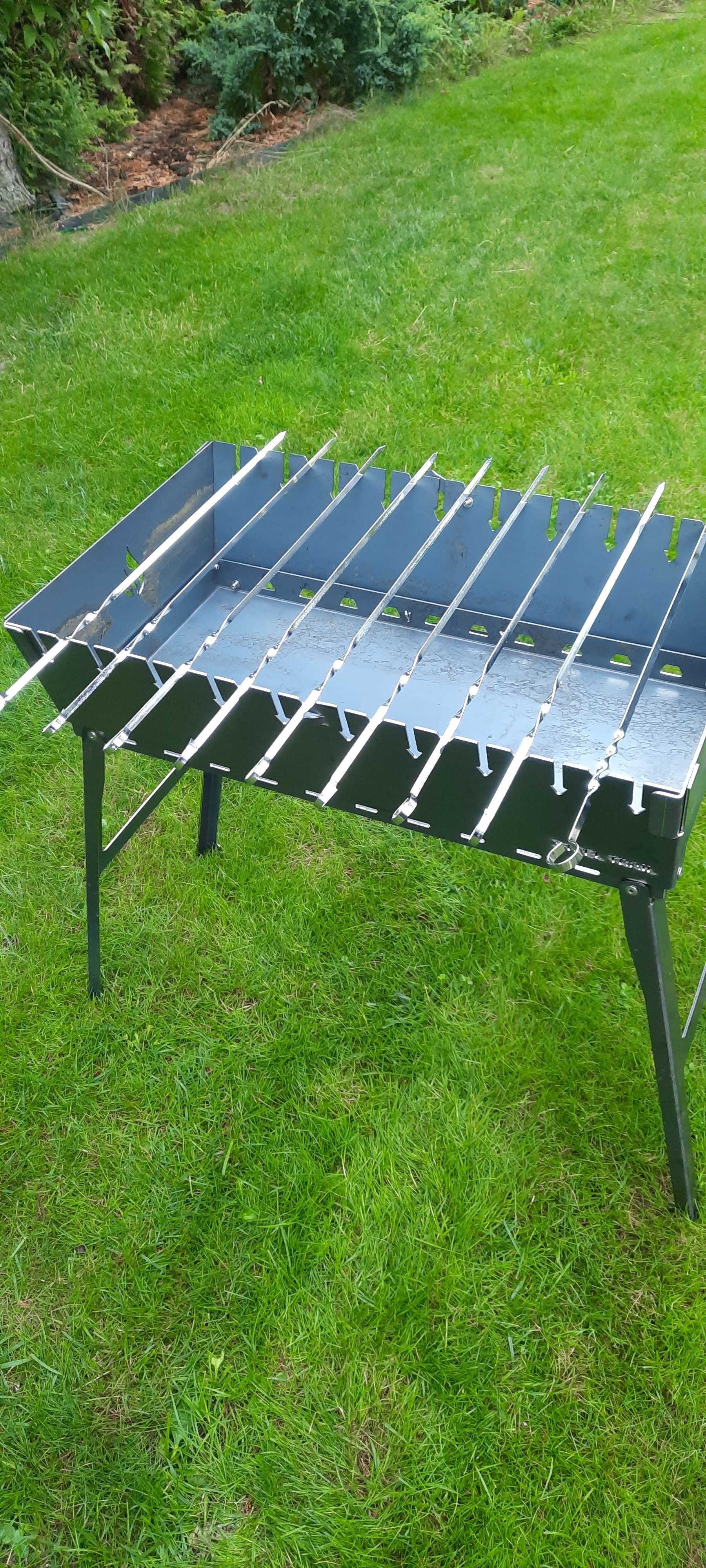 Grill Mangal składany - walizka - Mocny stal 2mm na 9/10 szampurów