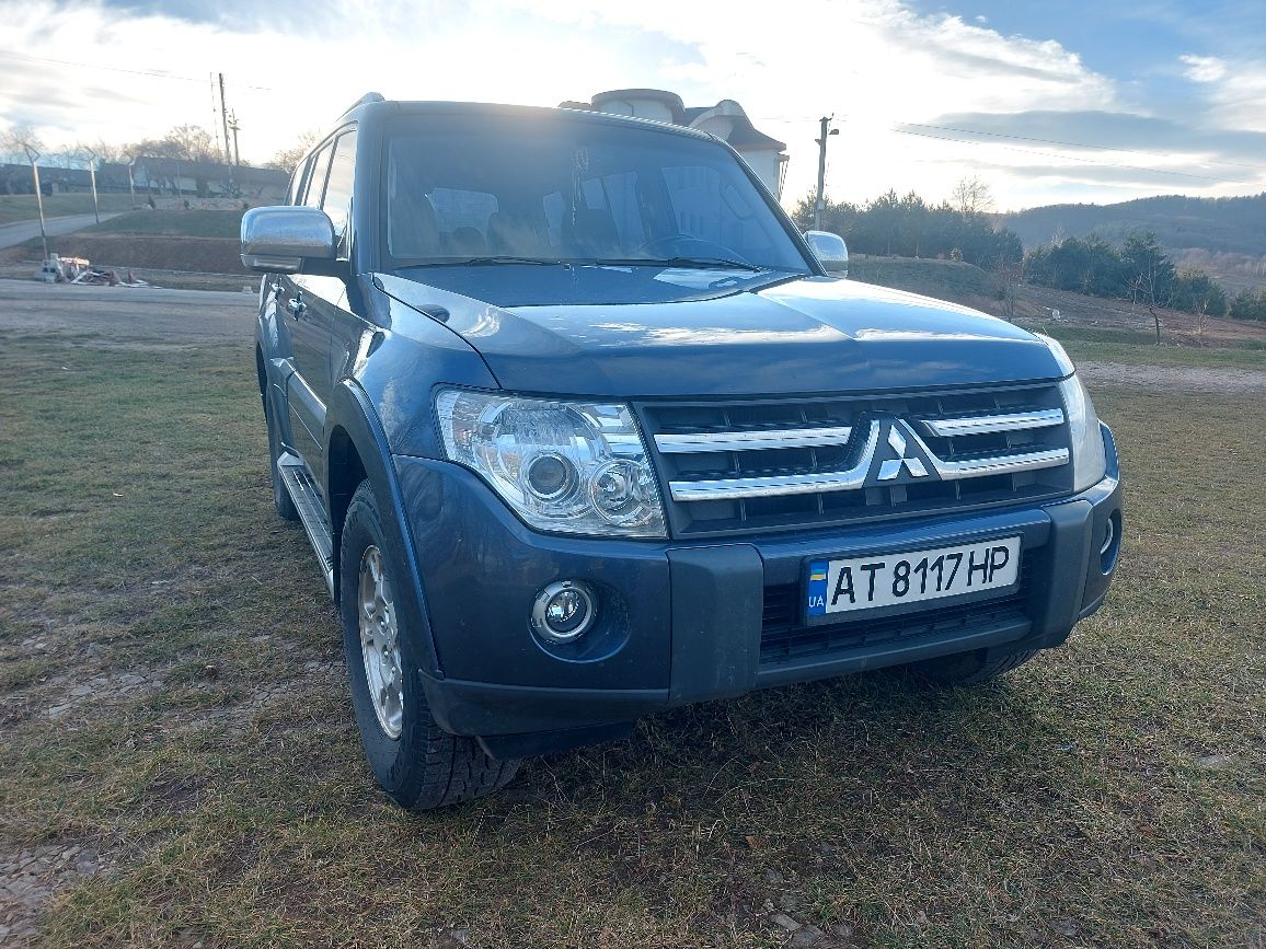 Mitsubishi Pajero 2007року