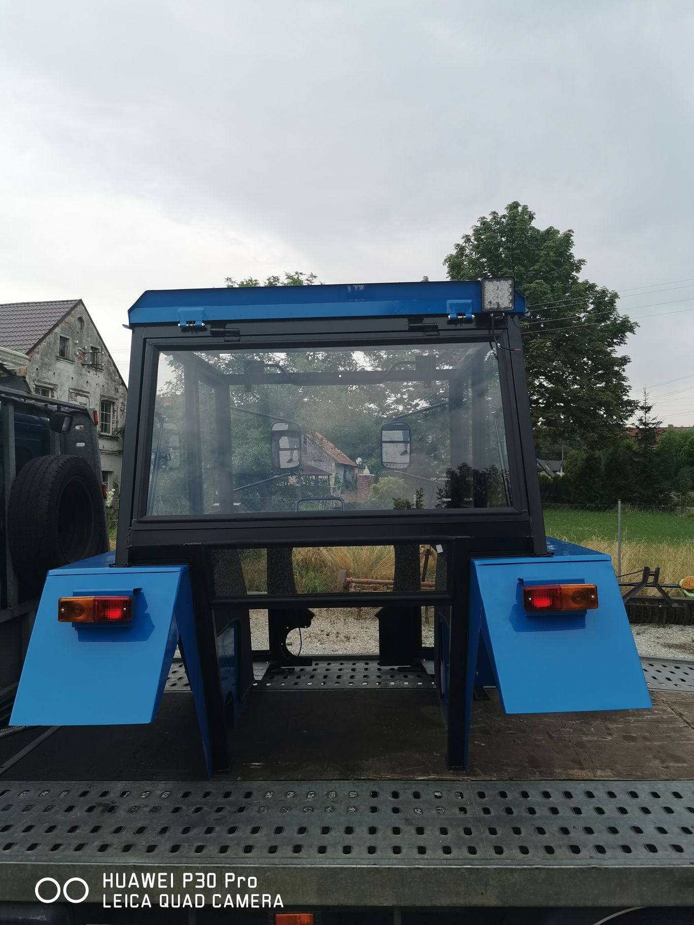 kabina c 360 c 330 Nowe t25 C4011 TRANSPORT  NA TERENIE KRAJU