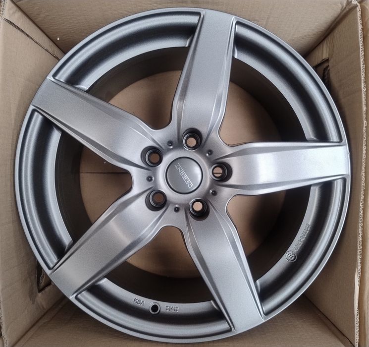 Nowe Felgi Dezent 18" 8x18 ET 57 Audi BMW Mercedes MINI 5x112