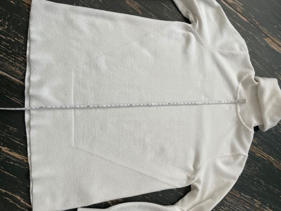 Preppy. Свитер гольф белый 66% вискоза р S/М