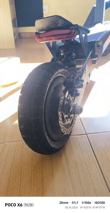 Kukirin G2.
Está em bom estado. A bateria