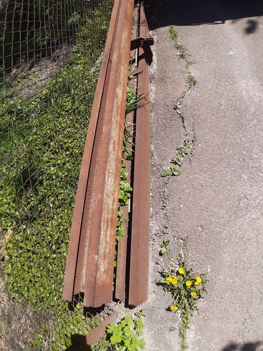 Продам Швеллер 12 , 6м , 2шт