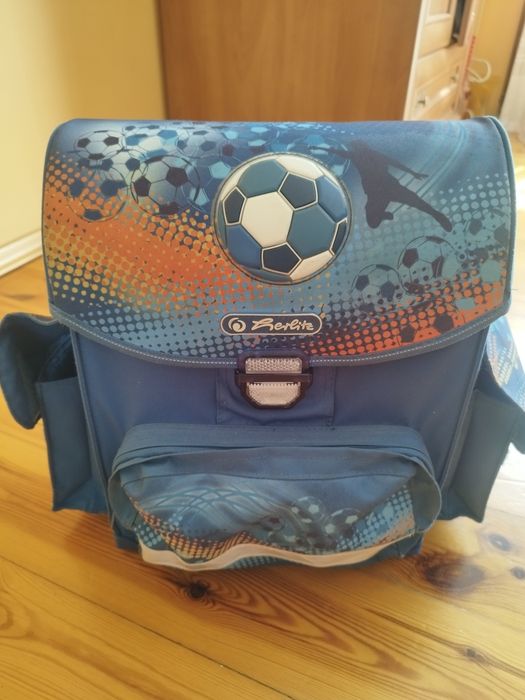 Tornister Herlitz niebieski z piłką nozną