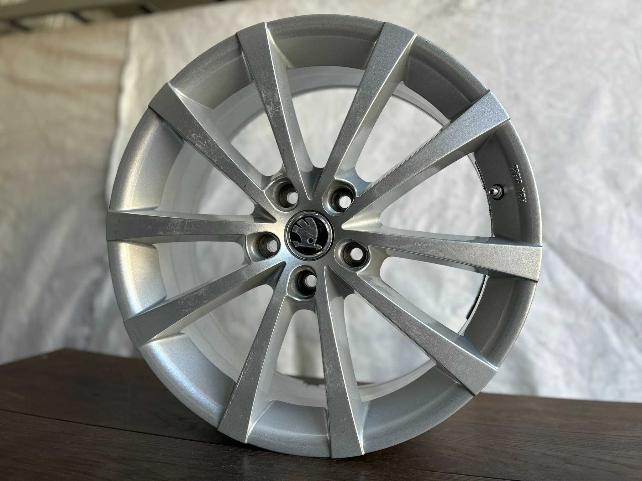 alufelgi r18 5x112 SKODA Octavia Superb Kodiaq Karoq Alhambra #833