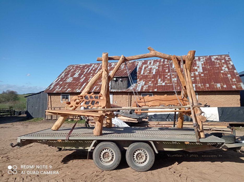 Huśtawka dębowa ręcznie rzeźbiona