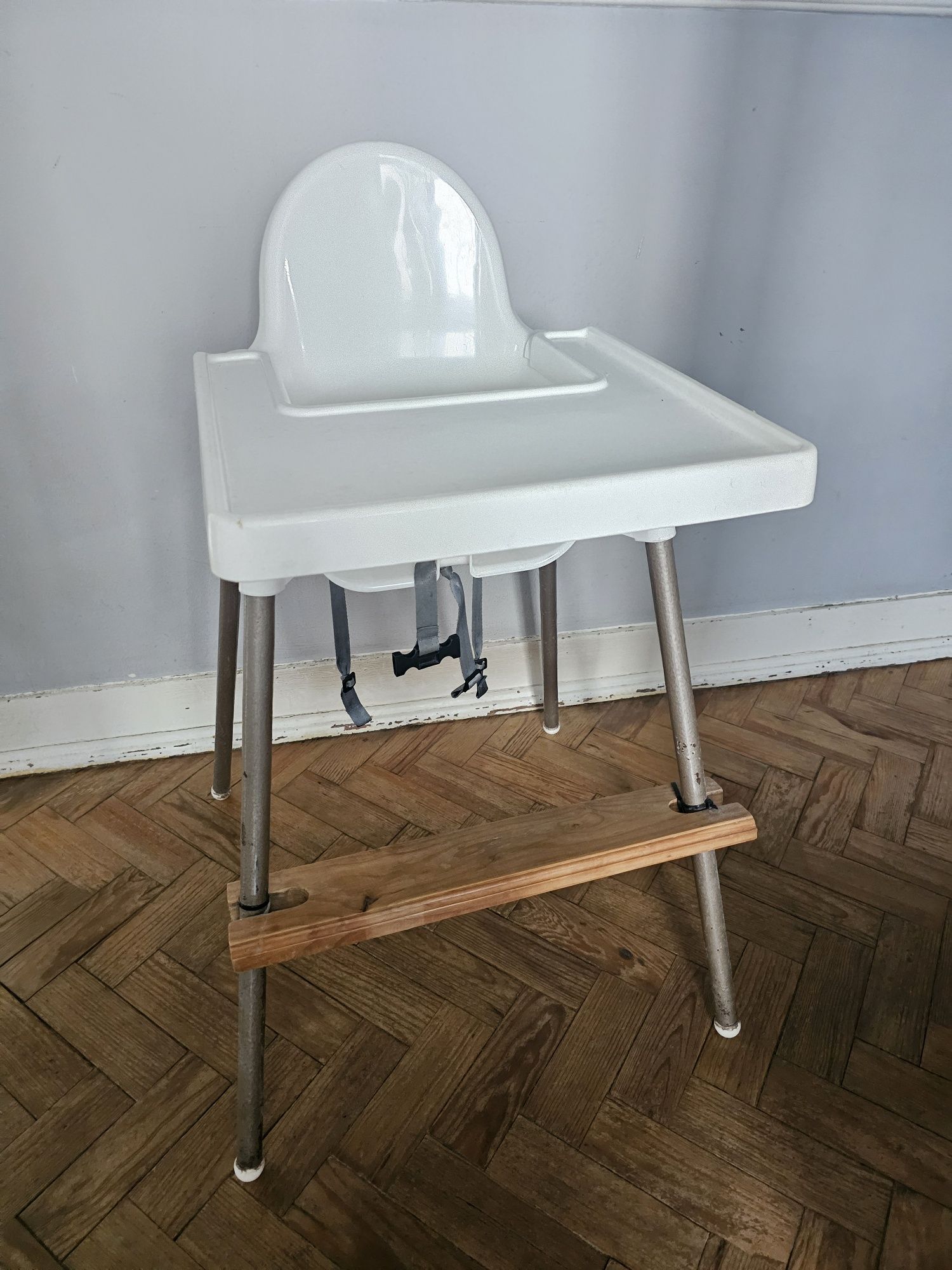 Cadeira Refeição Ikea com pousa pés