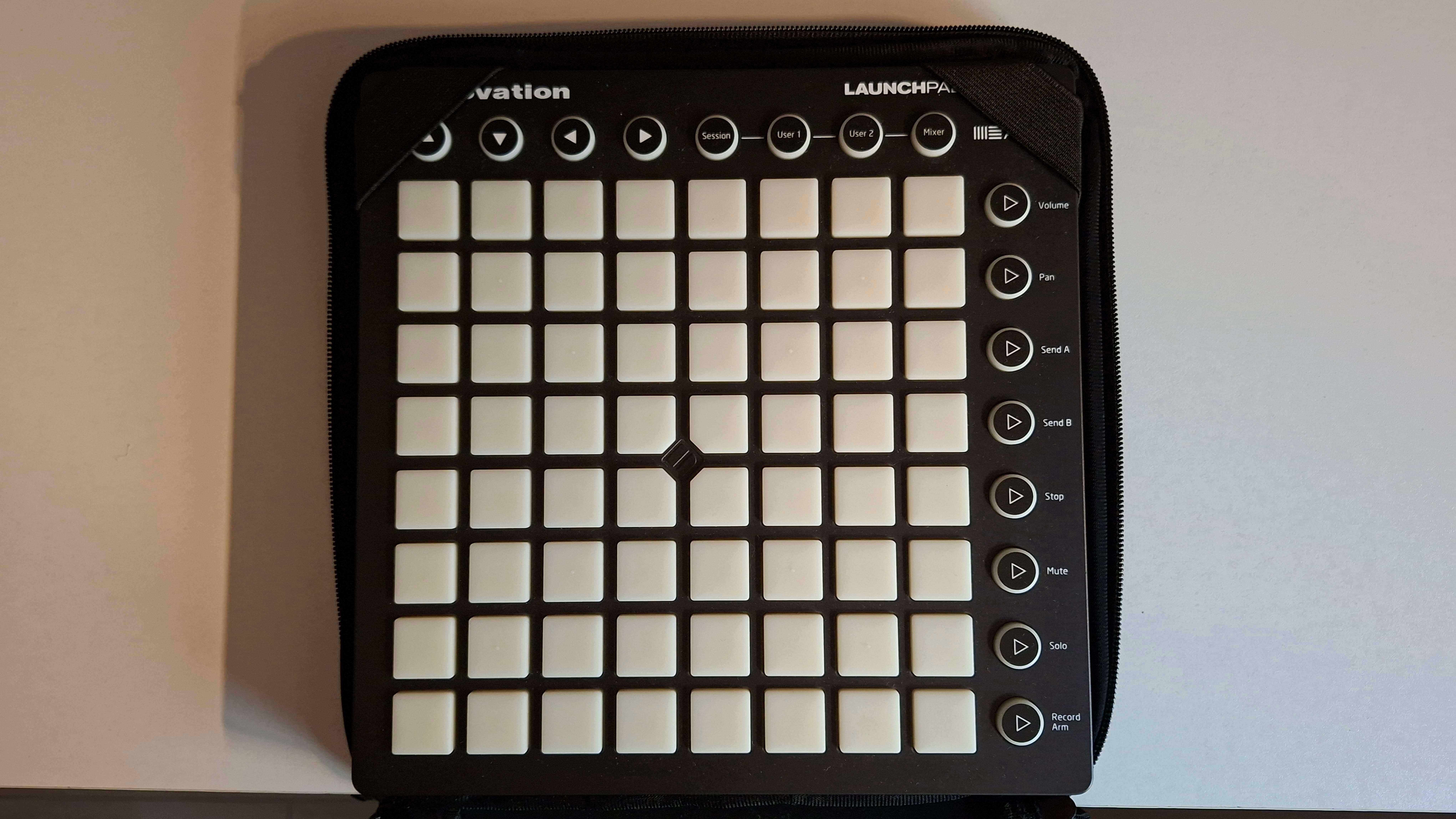 Novation Launchpad MK2 MIDI + Pokrowiec + Kable