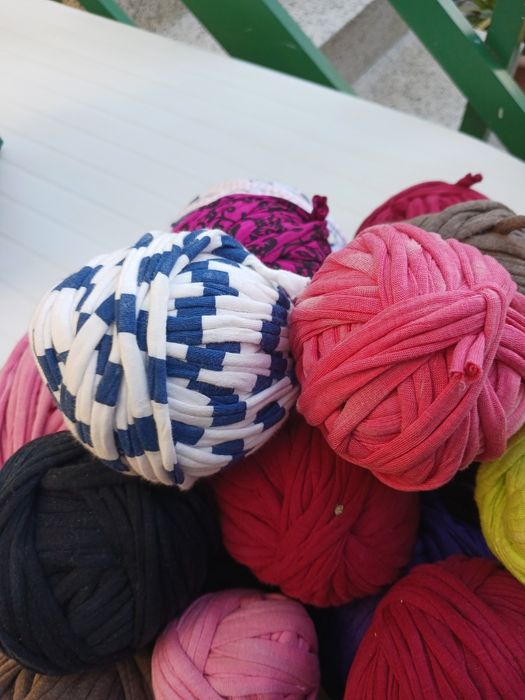 Novelos de trapíllho 4 k 500 gr para trabalhos manuais