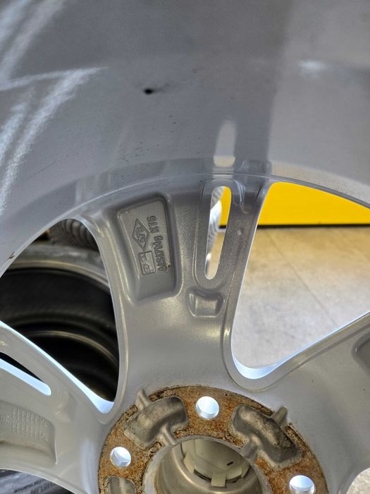 Alufelgi 17"+ opony zimowe Vredestein Nissan Qashqai - OKAZJA!