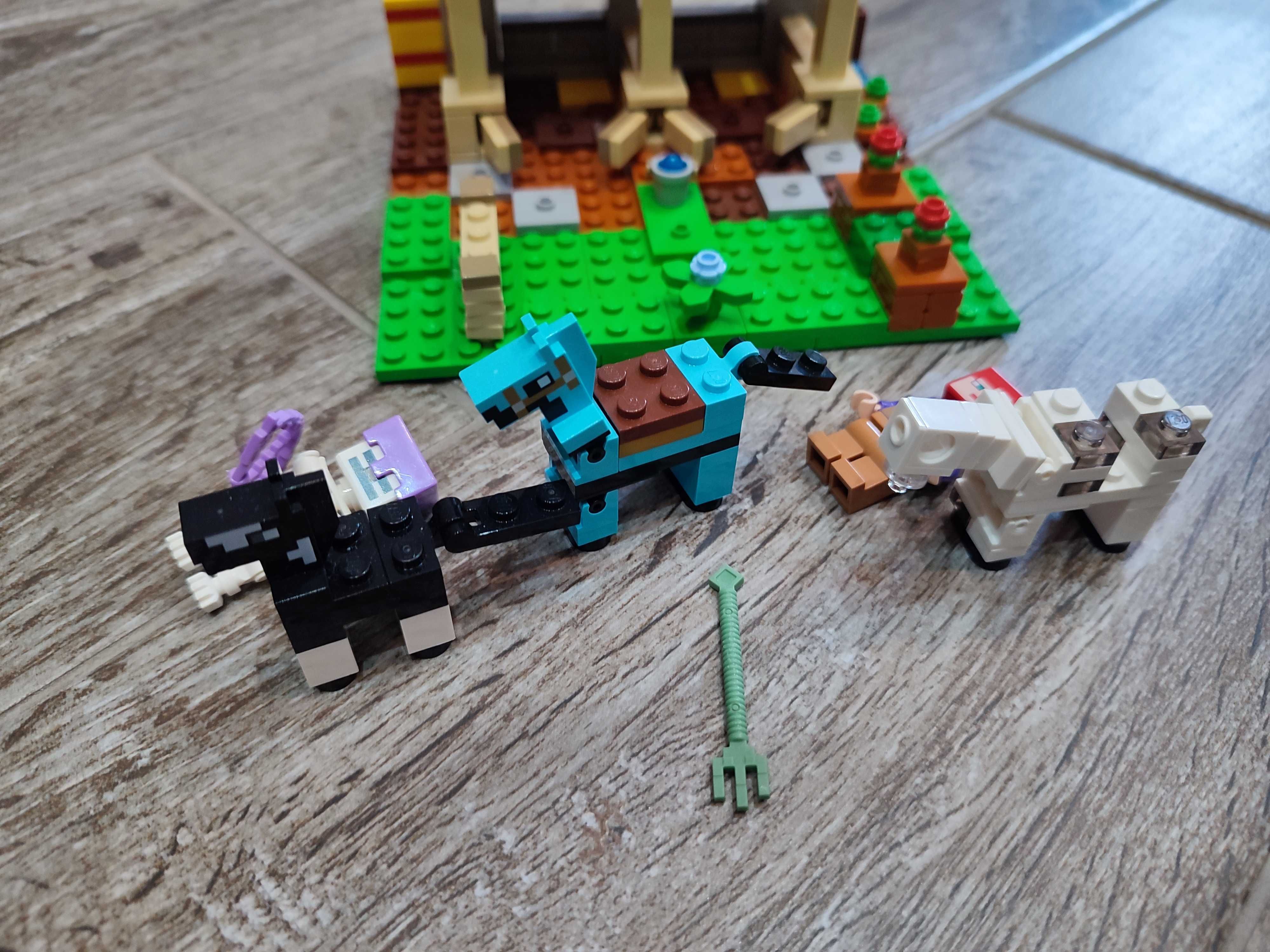 LEGO 21171 Minecraft - Stajnia