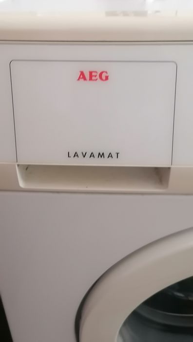Máquina lavar roupa AEG