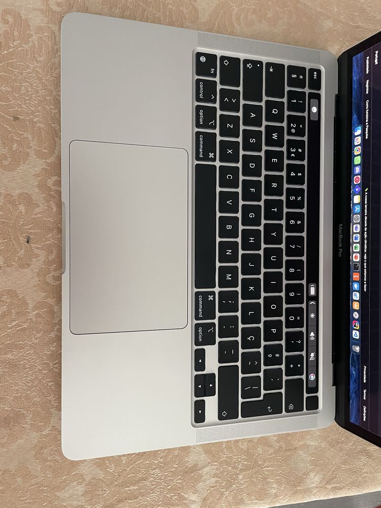 MacBook Pro M1 16GB RAM 256GB SSD