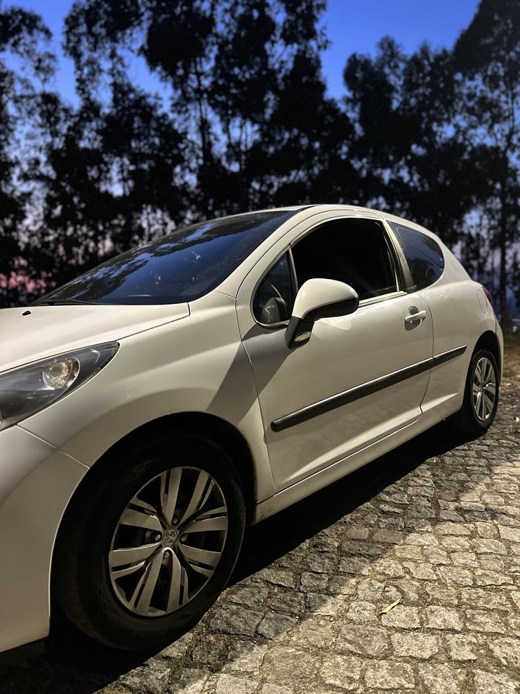 Peugeot 207 1.4 HDI