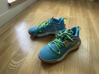 Buty damskie sportowe Adidas jak nowe